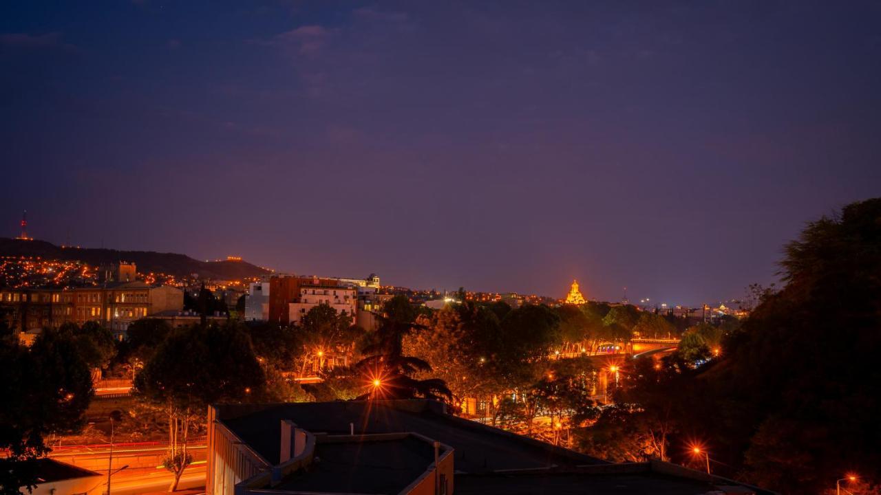 Laguna Hotel Tbilisi Buitenkant foto